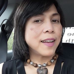 Meet your Posher, Angeline